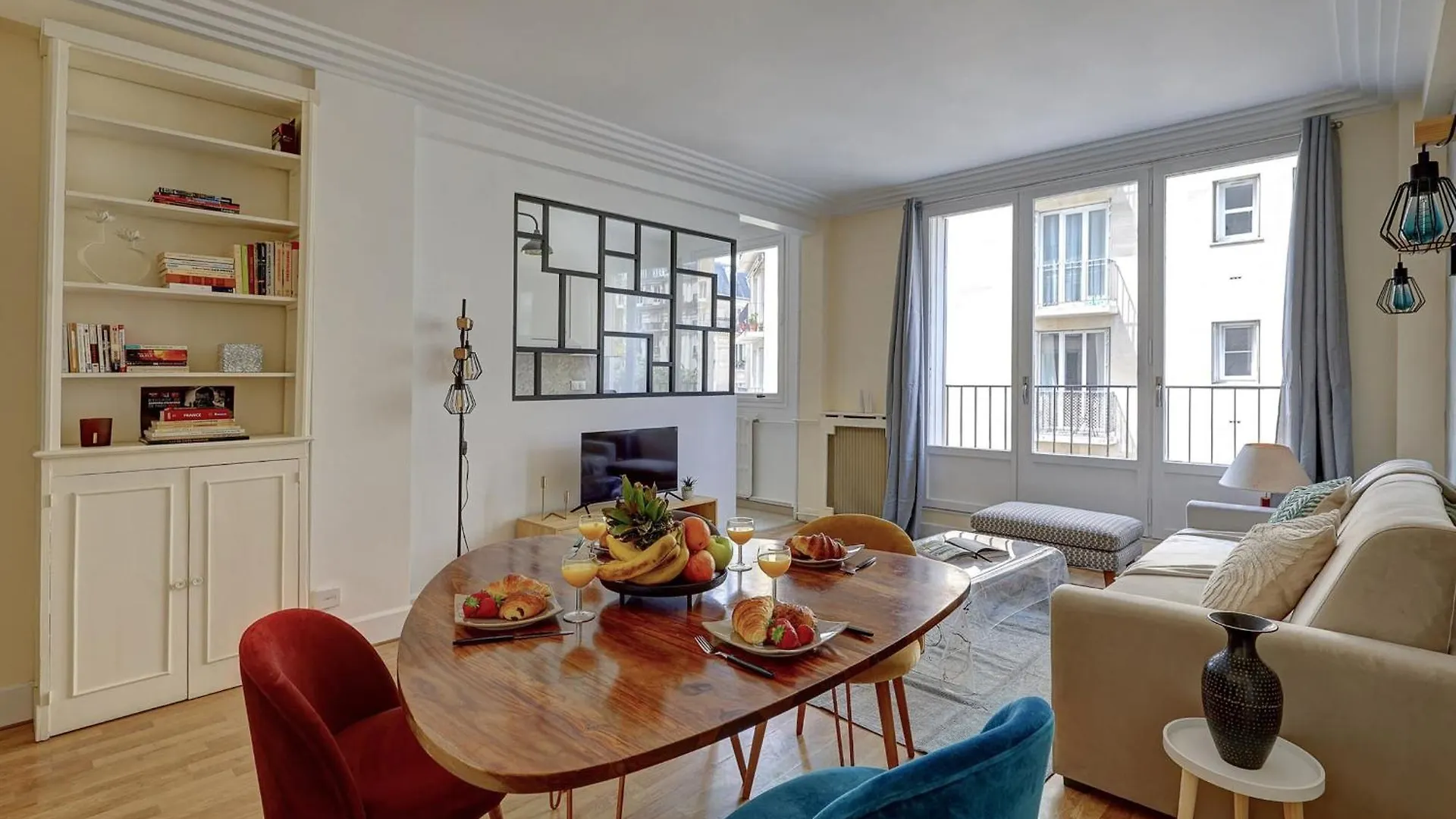 Champ De Mars & Eiffel Tower - 1br - Cityapartmentstay Paris