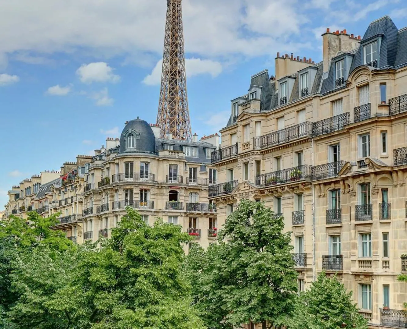 Champ De Mars & Eiffel Tower - 1br - Cityapartmentstay Apartment *