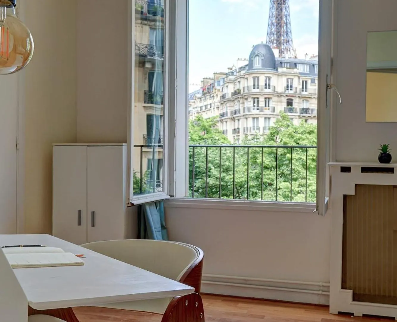 Champ De Mars & Eiffel Tower - 1br - Cityapartmentstay Apartment *
